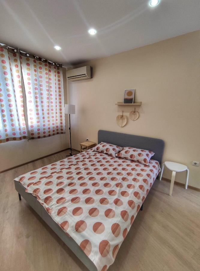 By The Cathedral, 1 Bed Flat Apartment Varna Exterior photo